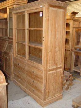 TS-71 Vitrine mit 6 Laden und Schiebetüren