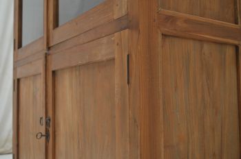 Vitrinenschrank Cipo Kaca Dengkleh