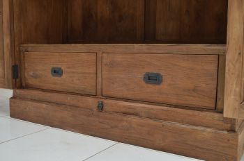 Teak-Vitrine Danielle Dengkleh 120*45*220 cm