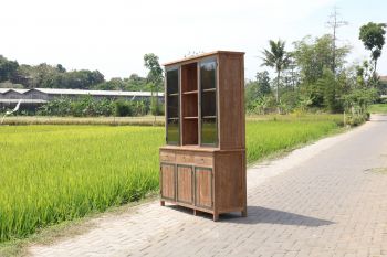 Vitrinenschrank Java-Besi Dengkleh in 160 cm oder 200 cm Breite