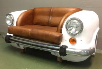 weißes Auto mit Cognac Lederbezug