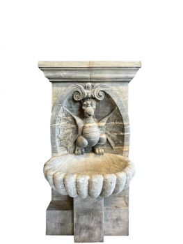 Wandbrunnen Drache