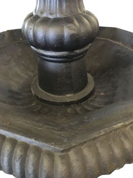 Gusseisenbrunnen 3 Etagen