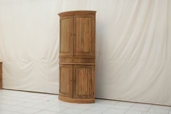 Eckschrank gebogen in Wunschmaß