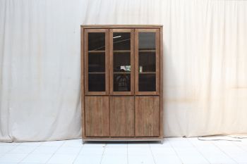 SMG-07 Dreitürige Vitrine Dengkleh