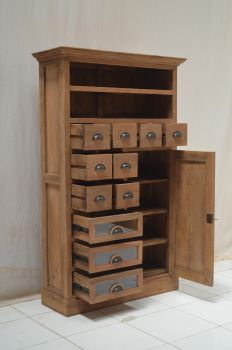 Brotschrank Fantasia nach eigener Idee