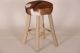 st1049 Holzhocker "Heidi" mit Ziegenfell