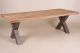rustikaler Eichentisch "Chester" mit Metallkreuz-Fuß